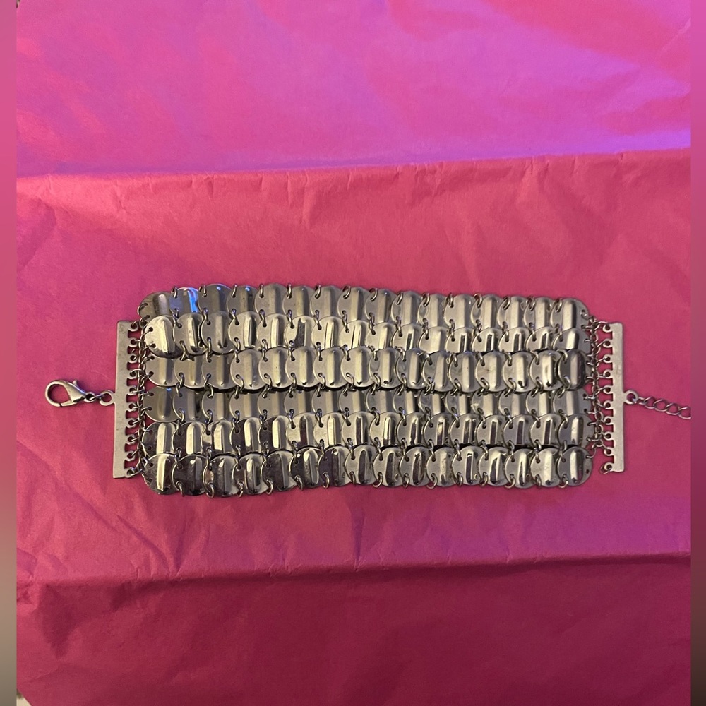 Silvered chain link large statement bracelet - Picture 1 of 1